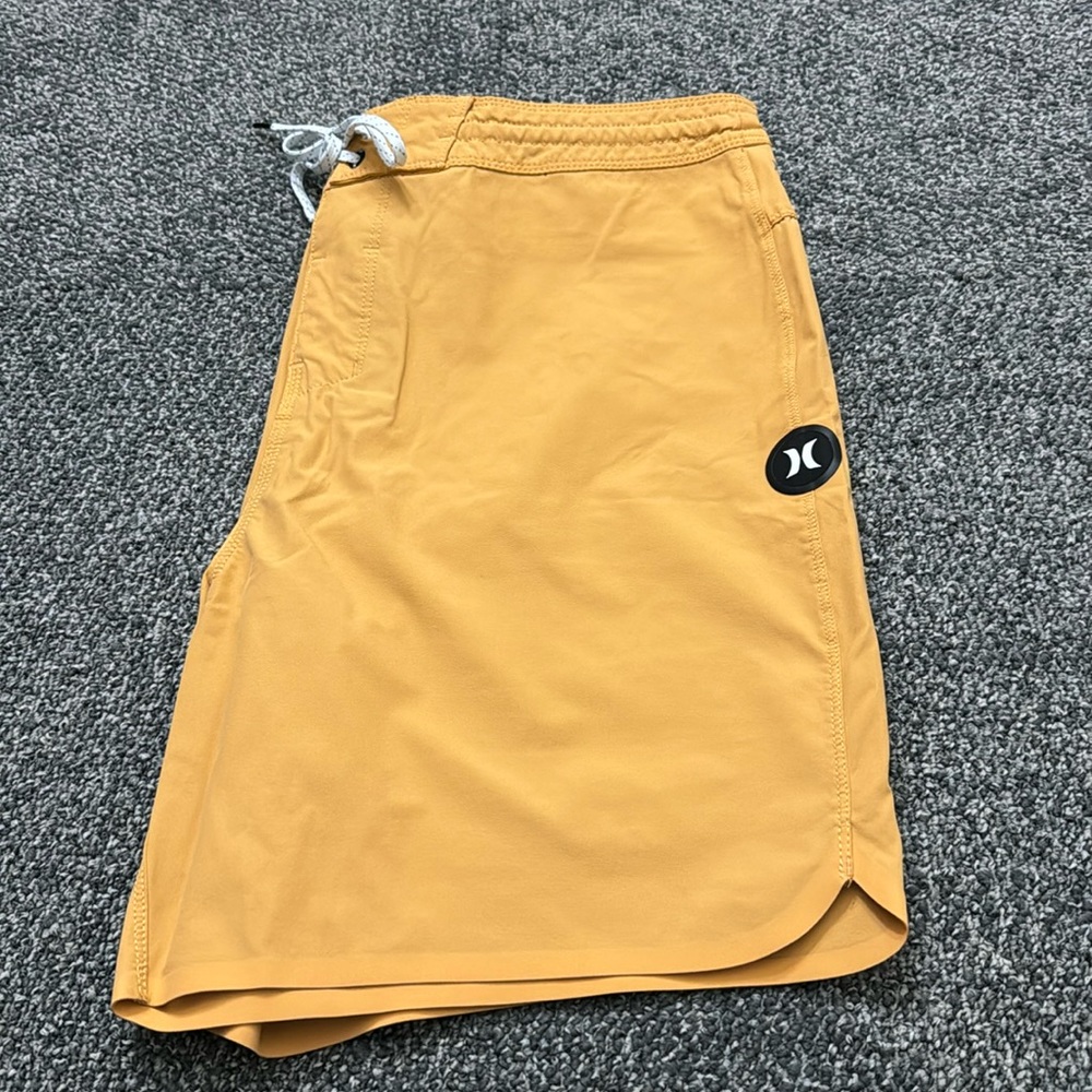 Hurley - Men's Phantom 16” Boardshorts – 34